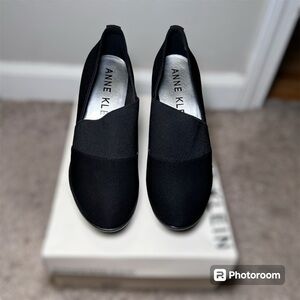 Anne Klein black Xhale Pump New with Box! (Size 7)